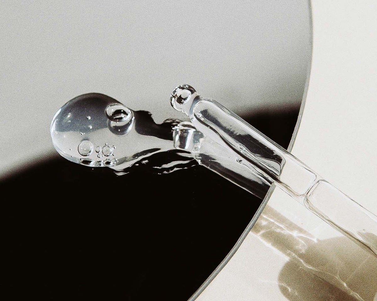 Thành phần nổi bật: Hyaluronic Acid
