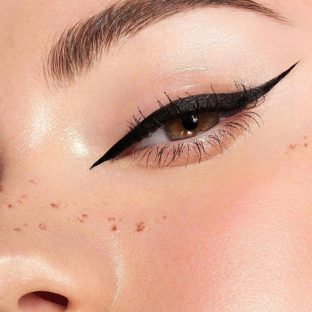 Platinum Felt Tip Eyeliner + Serum