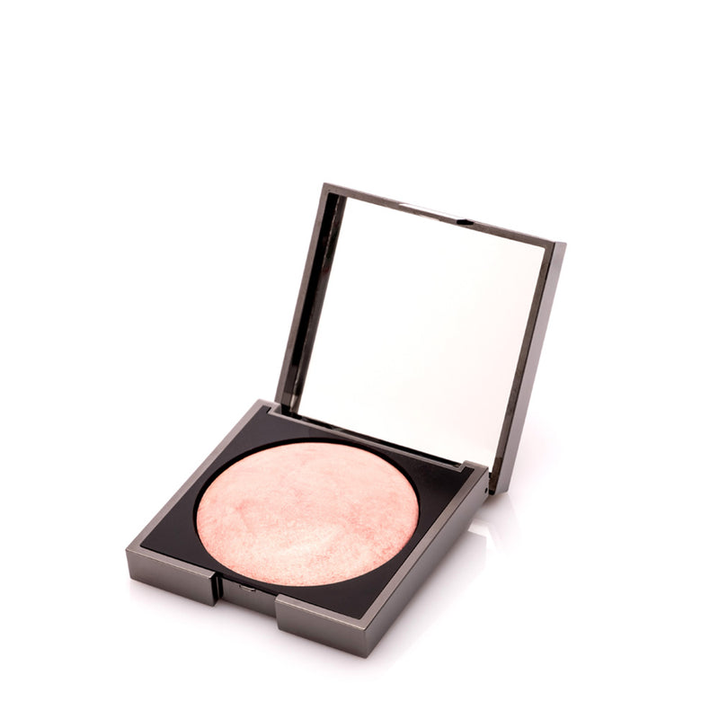 Platinum Illuminating Baked Mineral Powder